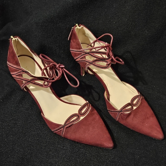 Nine West Burgundy Mayeff Ankle Tie Pump - Size 9M - Picture 2 of 10